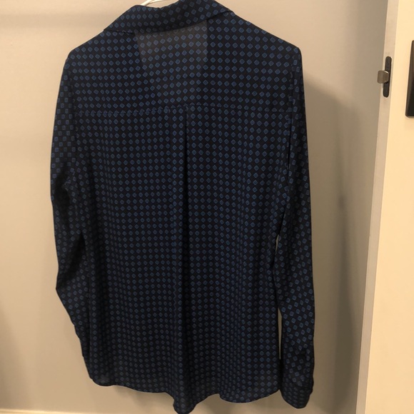 Button down blouse - Picture 2 of 5